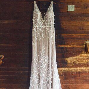 Melissa Sweet Boho Romatic Lace Wedding Dress